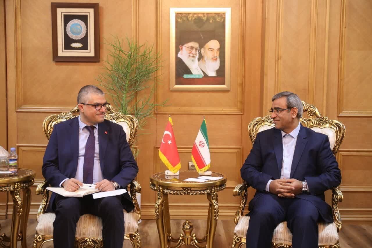 افزایش سطح همکاریها در گفتگوی استاندار خراسان رضوی و سرکنسول ترکیه 1 افزایش سطح همکاریها در گفتگوی استاندار خراسان رضوی و سرکنسول ترکیه