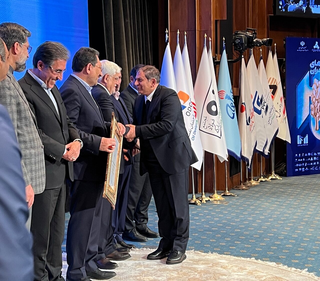 فکور صنعت دو رتبه اول در رتبهبندی شرکتهای برتر ایران را (IMI۱۰۰) کسب کرد 2 فکور صنعت دو رتبه اول در رتبهبندی شرکتهای برتر ایران را (IMI۱۰۰) کسب کرد