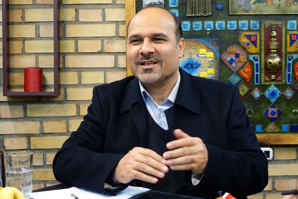 حقوق کارگران در سال ۱۴۰۴ به ۳۵ میلیون تومان میرسد؟ / حاجاسماعیلی: دولت جسارت اعلام خطفقر را داشته باشد 1 حقوق کارگران در سال ۱۴۰۴ به ۳۵ میلیون تومان میرسد؟ / حاجاسماعیلی: دولت جسارت اعلام خطفقر را داشته باشد