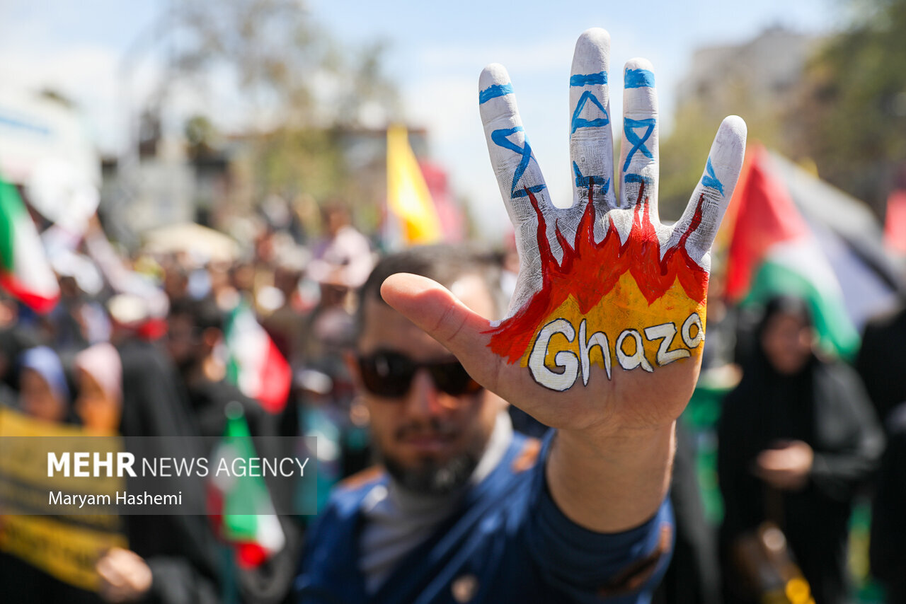 روز جهانی قدس؛ نماد همبستگی جهانی با مردم فلسطین 1 روز جهانی قدس؛ نماد همبستگی جهانی با مردم فلسطین