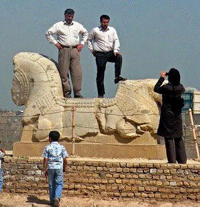زخم کاری بی‌مسئولیتی بر پیکر میراث ایران