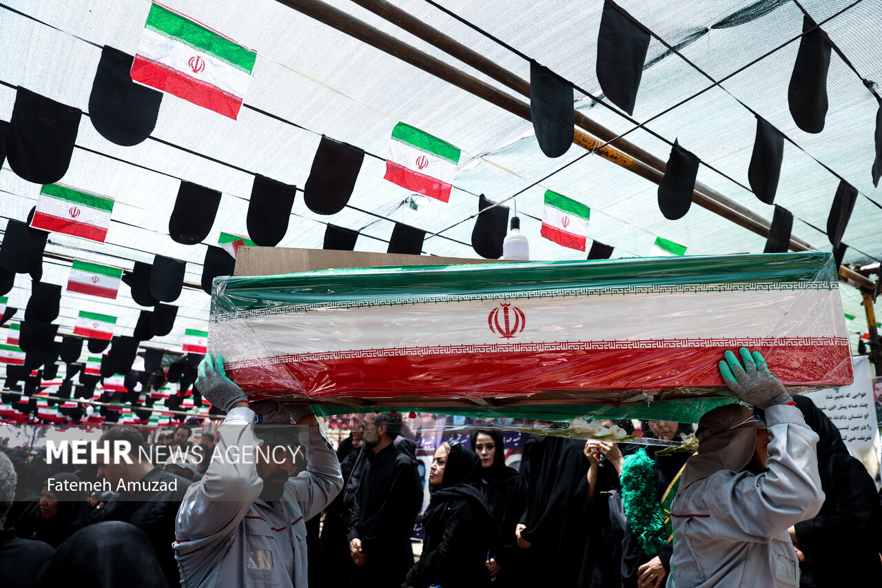 پیکر شهید سردار «اسلام احمدی علیایی» در ملارد تشییع شد 1 پیکر شهید سردار «اسلام احمدی علیایی» در ملارد تشییع شد