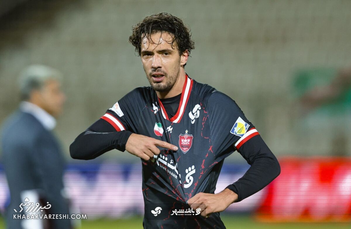 درخشش در پرسپولیس، بلیت تیم ملی را برای باکیچ صادر کرد! 1 درخشش در پرسپولیس، بلیت تیم ملی را برای باکیچ صادر کرد!