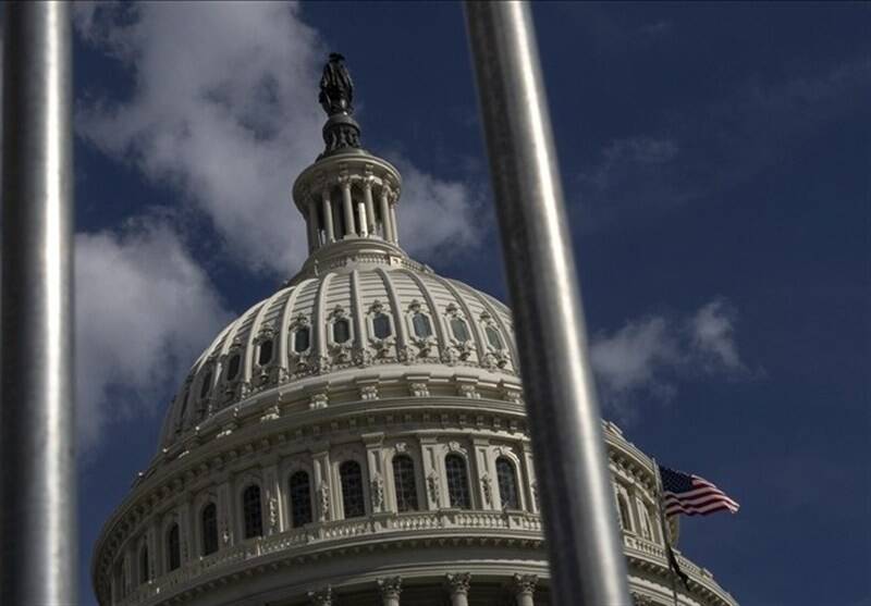 اقتصاد آمریکا باوجود پایان تعطیلی دولت، تامدتها زیر فشار میماند 1 اقتصاد آمریکا باوجود پایان تعطیلی دولت، تامدتها زیر فشار میماند