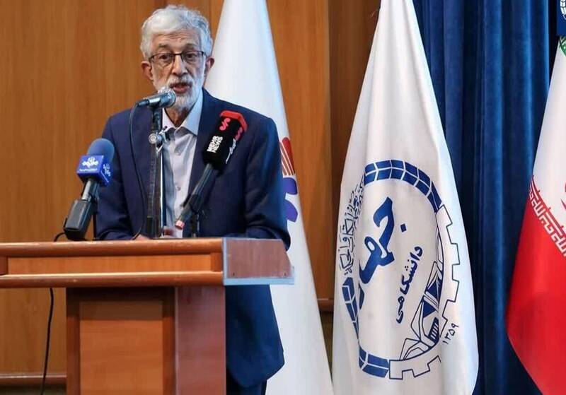 تاکید حداد عادل بر اهمیت همزمان آموزش و پژوهش در دانشگاهها 1 تاکید حداد عادل بر اهمیت همزمان آموزش و پژوهش در دانشگاهها